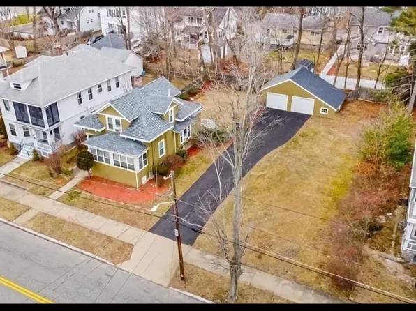 100 Morse Ave, Brockton, MA 02301