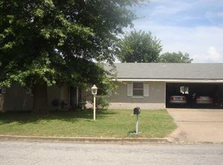 503 N 14th St, Rogers, AR 72756