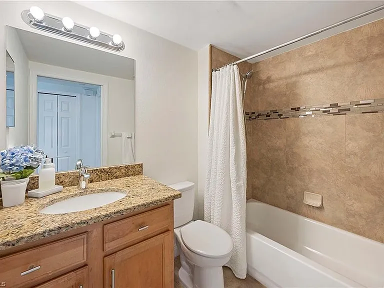 5455 Worthington Ln #103 — Photo 26
