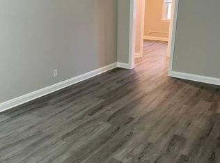 910 Saint Dunstans Rd #1, Baltimore, MD 21212