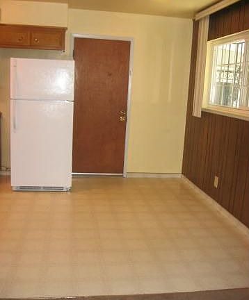 2nd image of 2011 Cinderella Ln
