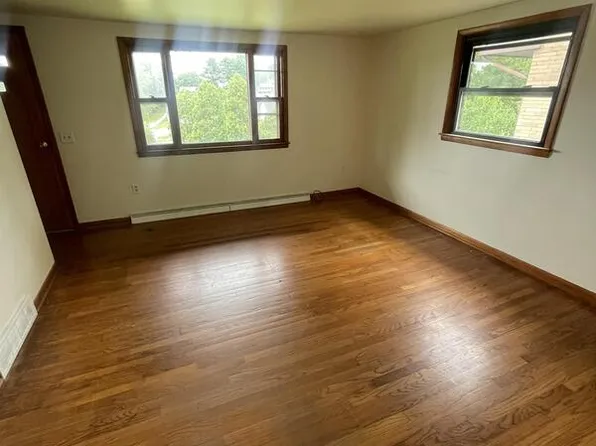 1221 2nd St NW #2, Dover, OH 44622