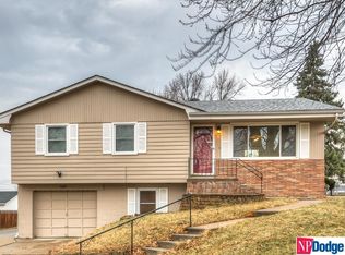 9247 Ruggles St, Omaha, NE 68134