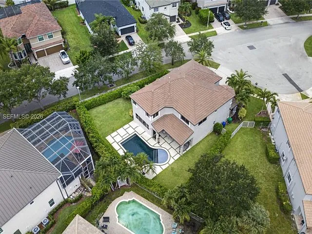 2167 SW 176th Ter — Photo 18