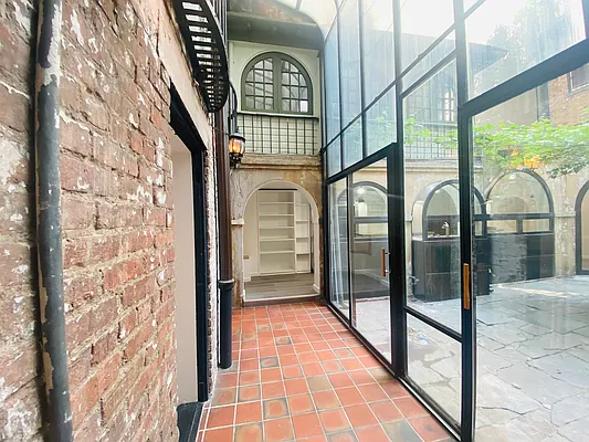 Rented by Aventana | media 96