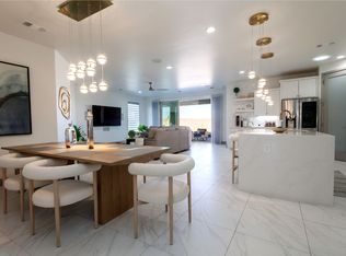 9005 Manresa Dr NW, Albuquerque, NM 87114