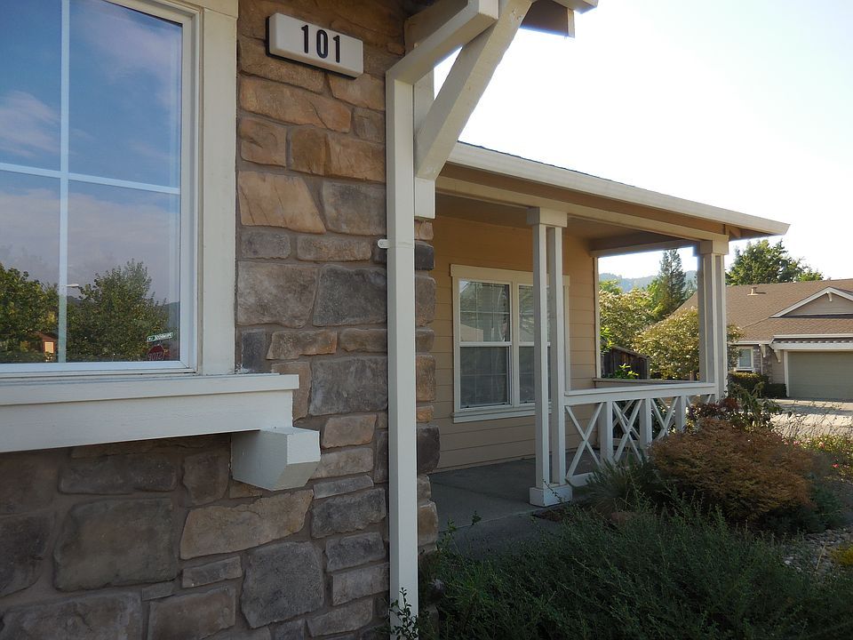 1st image of 101 Primrose Ln