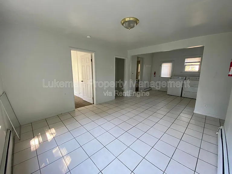 431 W Vine St — Photo 11