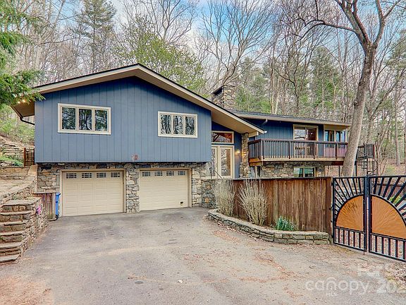 2nd image of 90 Sleepy Hollow Dr