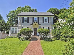 28 Avon Rd, Wellesley, MA 02482