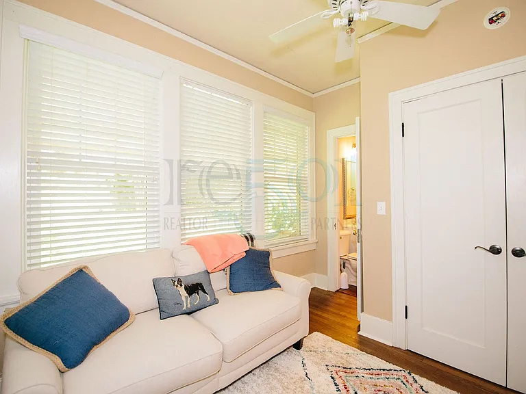 1508 Kavanaugh Blvd — Photo 29