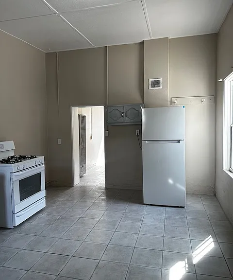 3514 Frutas Ave — Photo 5