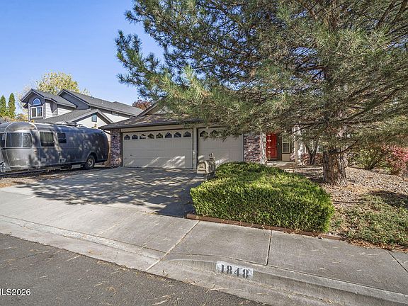 2nd image of 1848 Countryside Ave