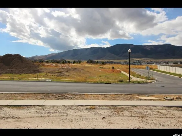 3761 S Spinnaker Bay Dr, Saratoga Springs, UT 84045