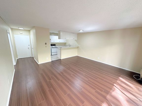 4th image of 7367 Hollywood Blvd APT 214