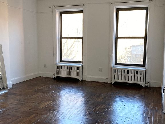 2nd image of 111 8th Ave APT 10