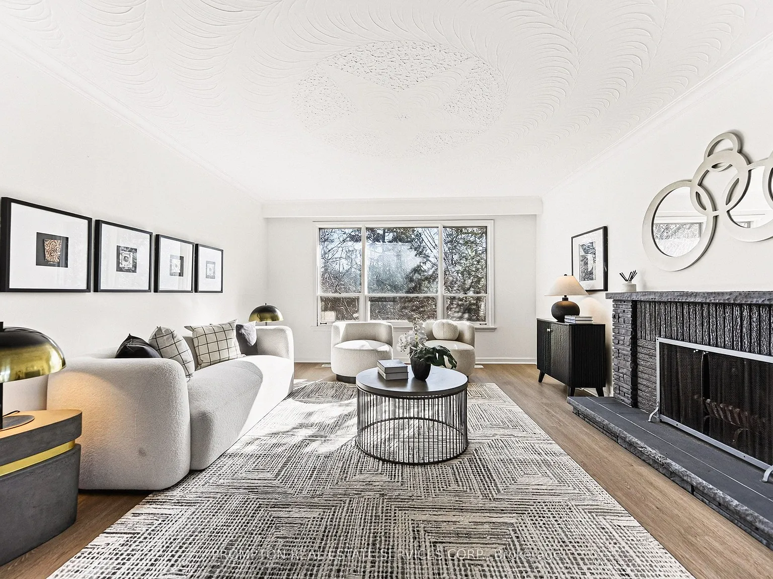 3 bed, $3,300 — Photo 1