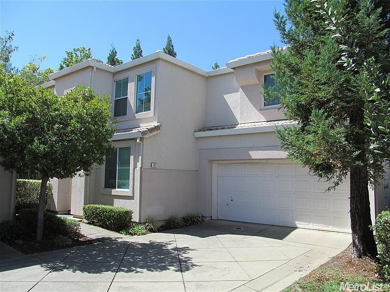1st image of 207 Towering Oaks Ct
