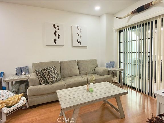 5th image of 1075 N Maclay Ave #14