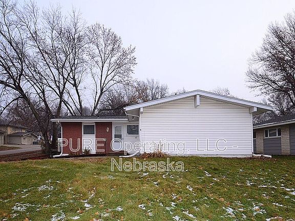 2nd image of 8624 Templeton Dr