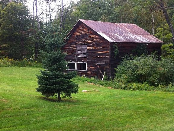 3rd image of 11 Milton Ave