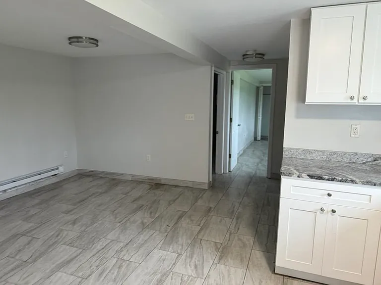 237 E Main St #D — Photo 4