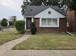2666 Willow St, Dearborn, MI 48124