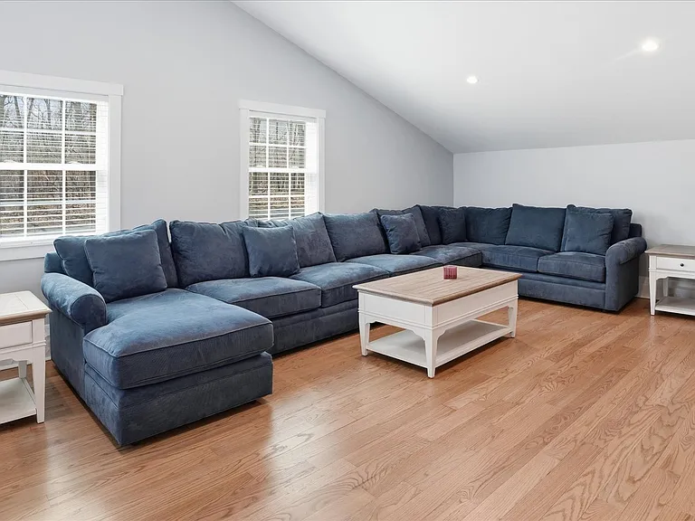 28 Red Creek Rd — Photo 3