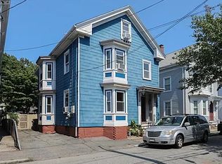33 Boardman St #2, Salem, MA 01970