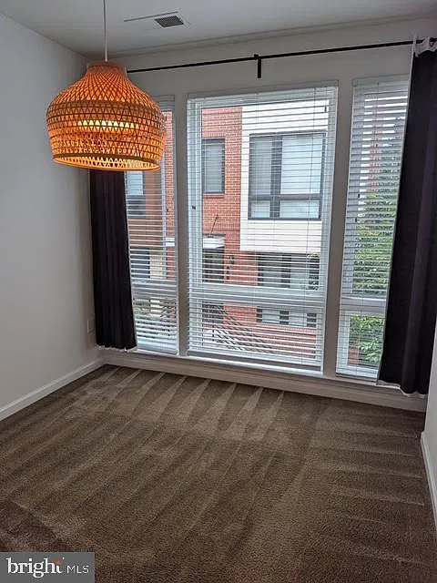 4 bed, 2543 sqft, $5,000 — Photo 2