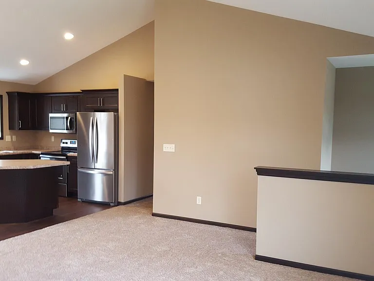 3932 Stone Point Dr NE — Photo 8