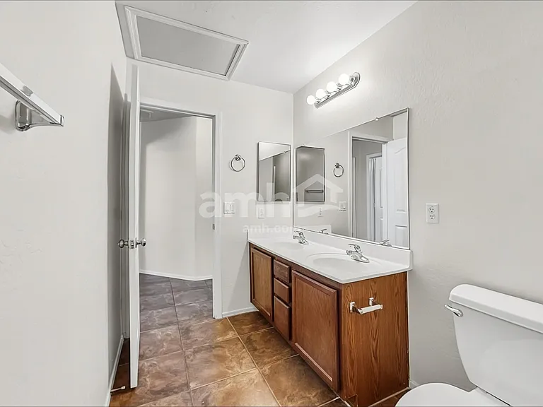 7119 W Fawn Dr — Photo 15