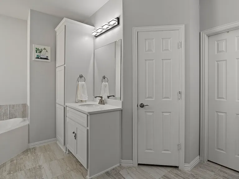 1708 Ordonez Dr — Photo 17