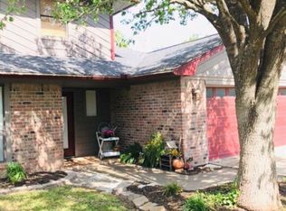 8901 Driftwood Dr, College Station, TX 77845