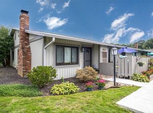 2667 Mull Ave #19-D, Copley, OH 44321