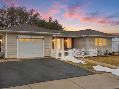 41 Wedgeport Dr, Toms River, NJ, 08757