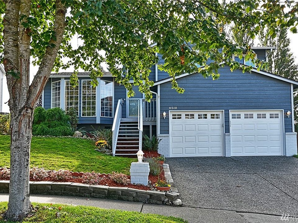 1st image of 8510 12th Pl NE
