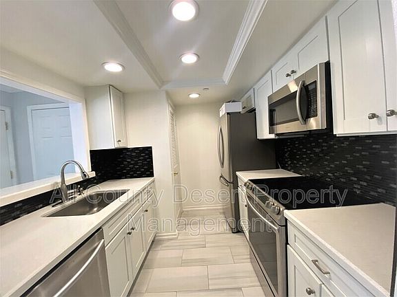 5th image of 222 N Calle El Segundo APT 508