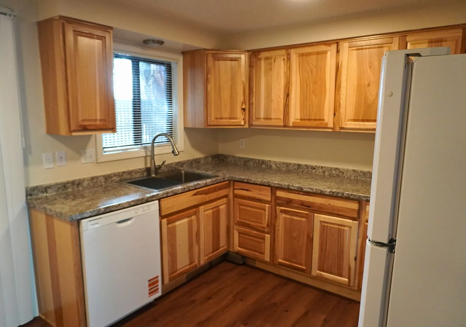 542-Catron Court — Photo 1
