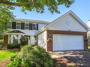 904 Joan Ct, Naperville, IL