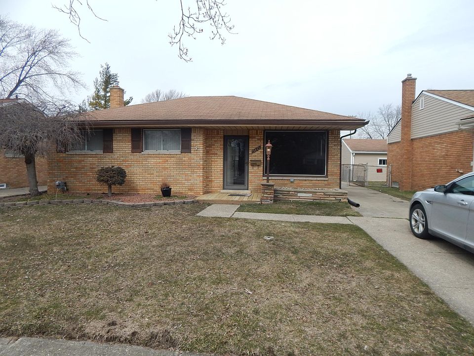 1st image of 15445 Roycroft St
