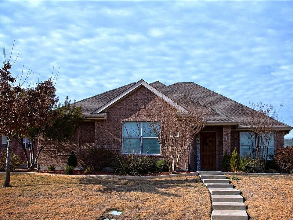 1st image of 215 Northridge Dr