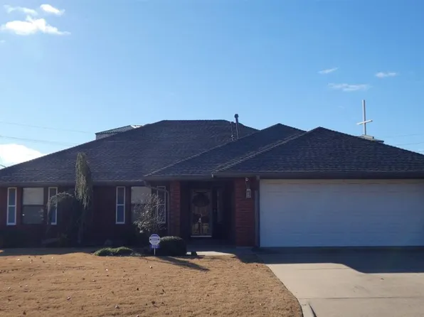 602 NW Waterford Dr, Lawton, OK 73505