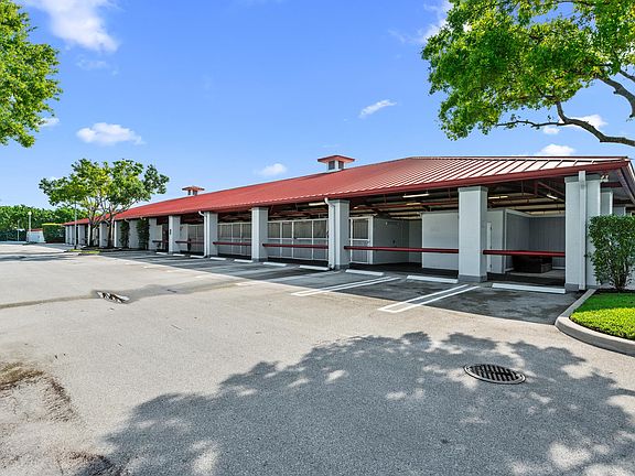 4th image of 3604 Olde Hampton Dr #1E