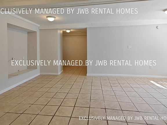 3rd image of 1052 Willow Branch Ave #3