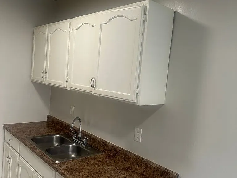 5606 S Figueroa St #3A — Photo 6
