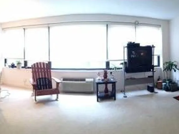 850 N Dewitt Pl APT 15K, Chicago, IL 60611