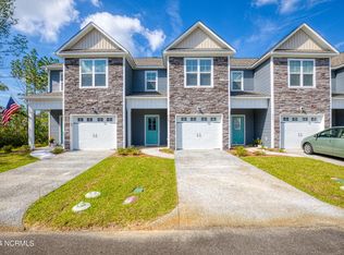 513 Stone Crab Ln, Sneads Ferry, NC 28460