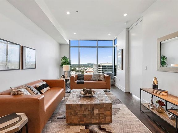 3rd image of 501 West Ave #1902