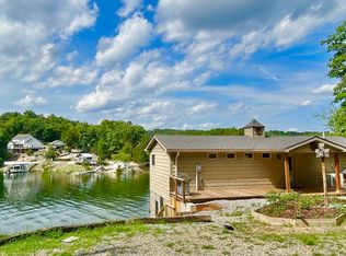 5547 Skewes Ln, Pulaski, VA 24301